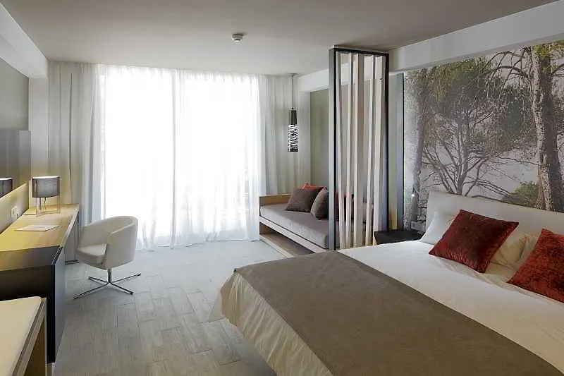 ホテル Illot Park & Spa カラ・ラトハダ