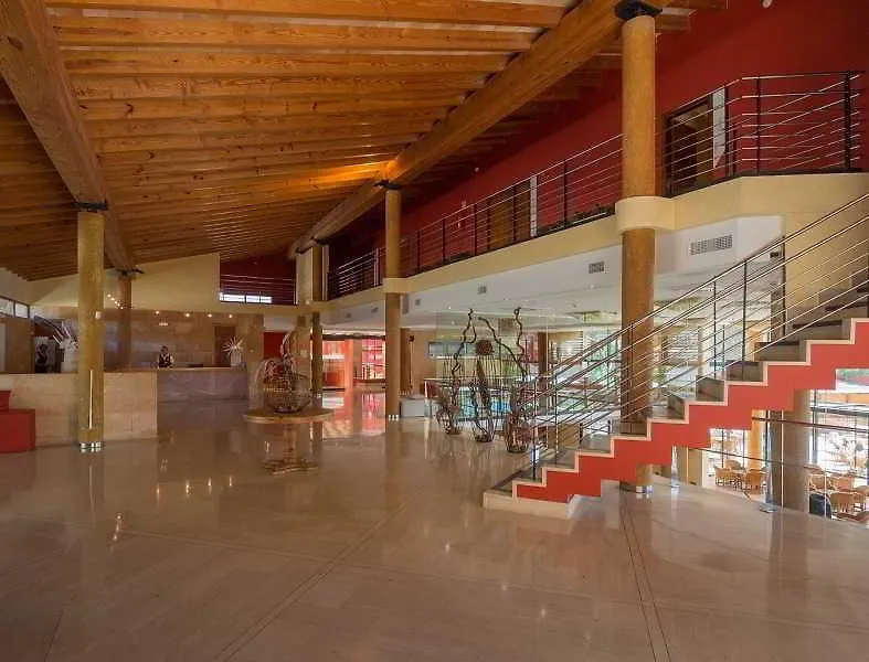 Illot Park & Spa كالا راتخاذا 4*,  إسبانيا