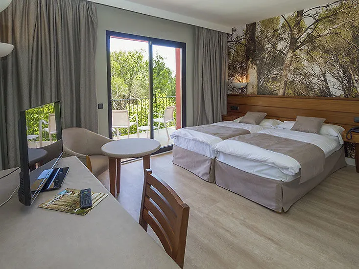 Illot Park & Spa كالا راتخاذا فندق